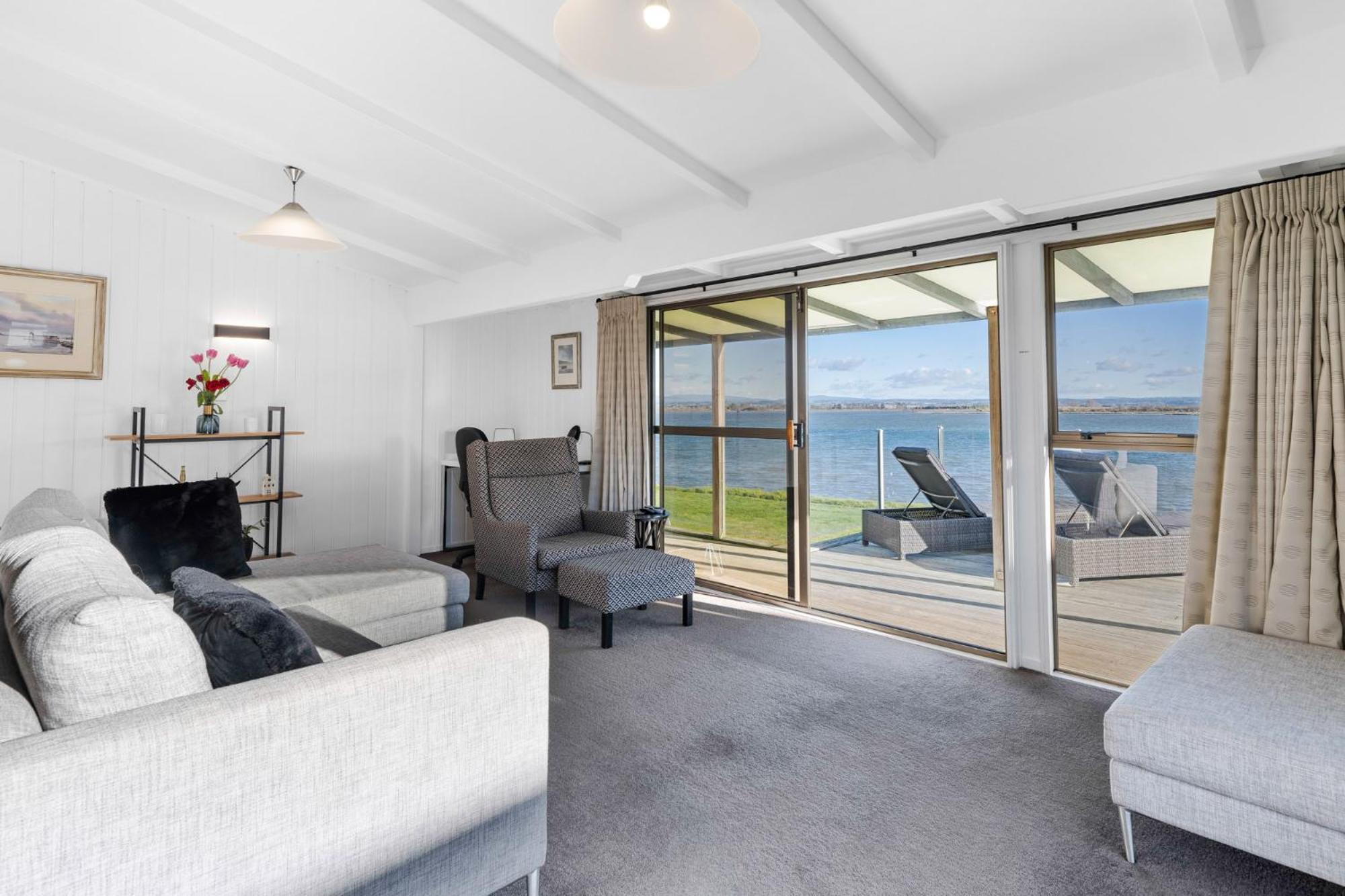 Pukehina Estuary Sunset Views Holiday Home エクステリア 写真