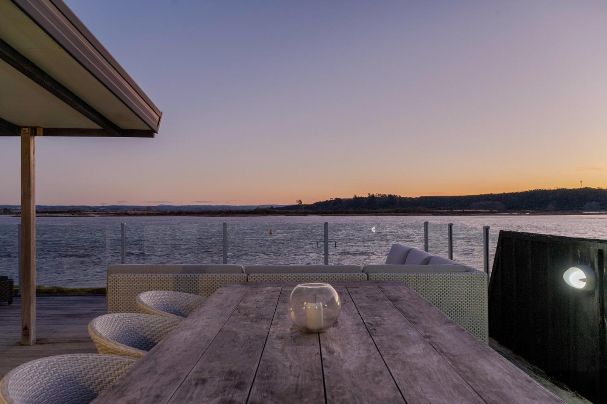 Pukehina Estuary Sunset Views Holiday Home エクステリア 写真